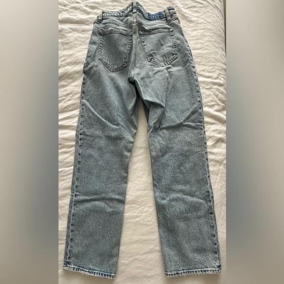 Women’s Abercrombie & Fitch Jeans - Picture 2 of 4